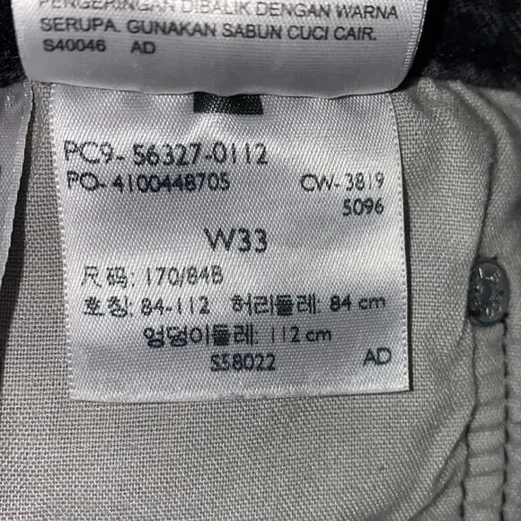 Levi’s 501 high waist black cut off shorts - Picture 7 of 7